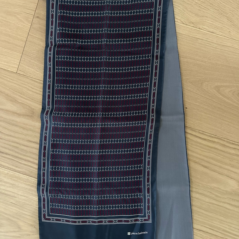 Vintage 100% silk & wool Pierre Balmain scarf